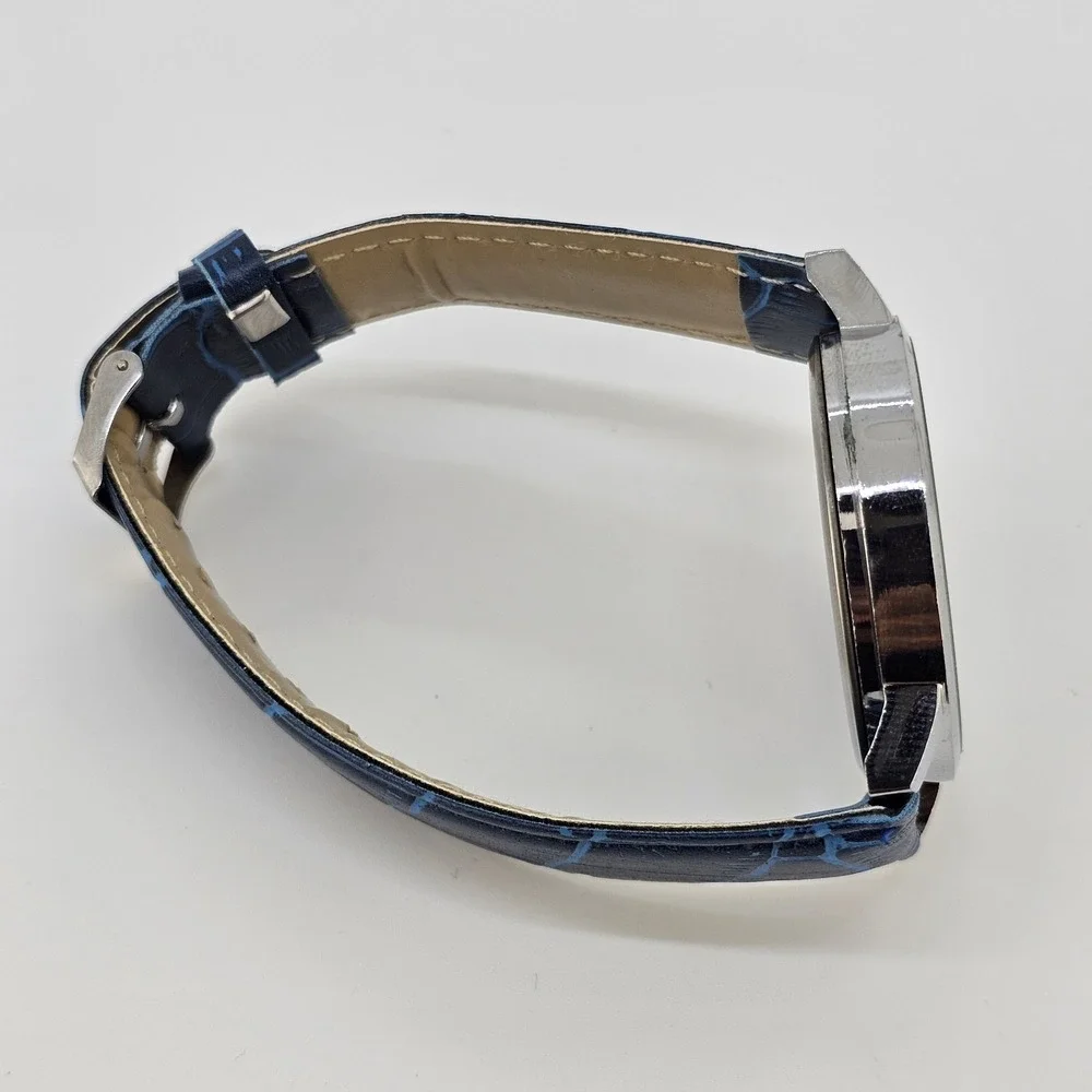 Men's Analog Easy Read Watch 40MM White Dial Blue Faux Leather Bands New Battery